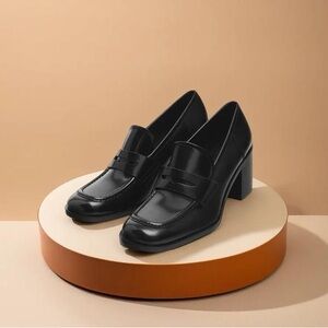 NWT Massimo Dutti Black Leather Heeled Loafers